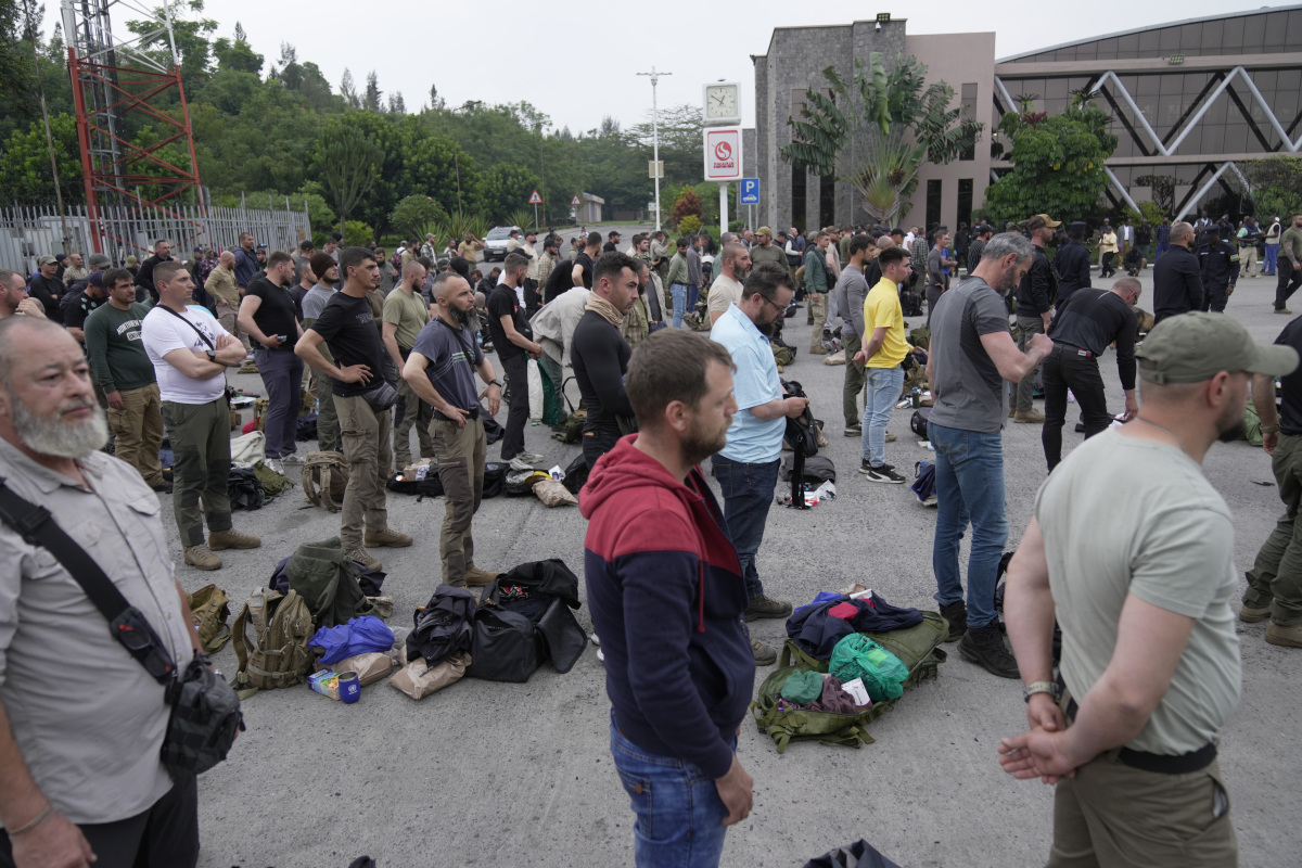 慕尼黑在客场告负,遭遇困境 慕尼黑在客场告负,遭遇困境