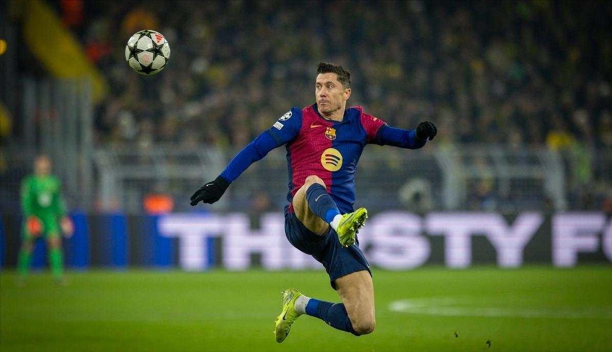 瓦伦西亚前锋遭遇低迷,球队攻击力受限 瓦伦西亚前锋遭遇低迷,球队攻击力受限