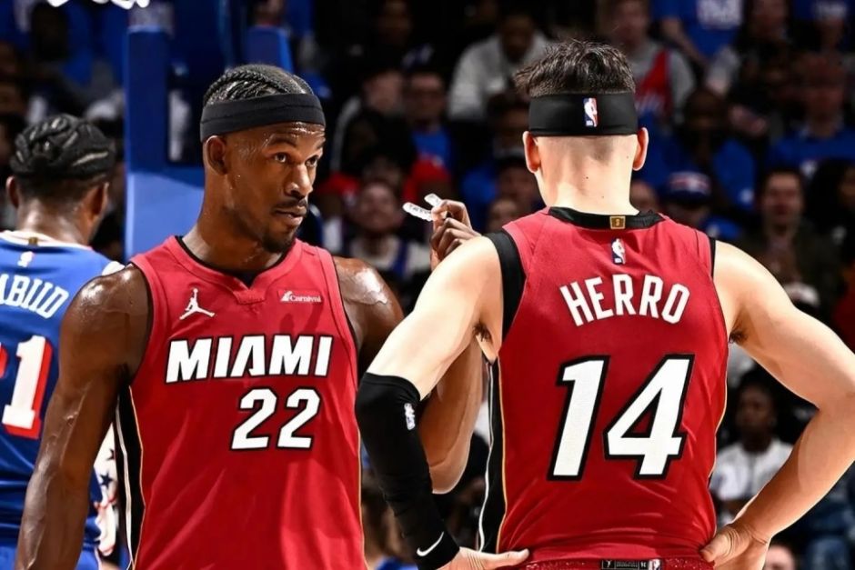 热火球员庆祝胜利引发球迷情绪