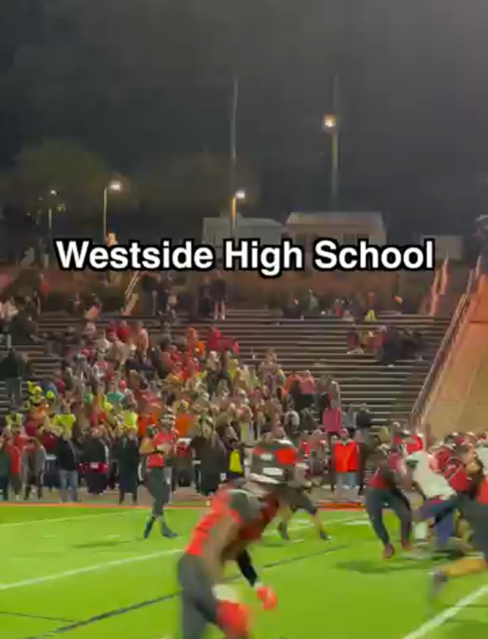 关于斯帕尔客场失利,意大利足球尴尬不断的信息 关于斯帕尔客场失利,意大利足球尴尬不断的信息