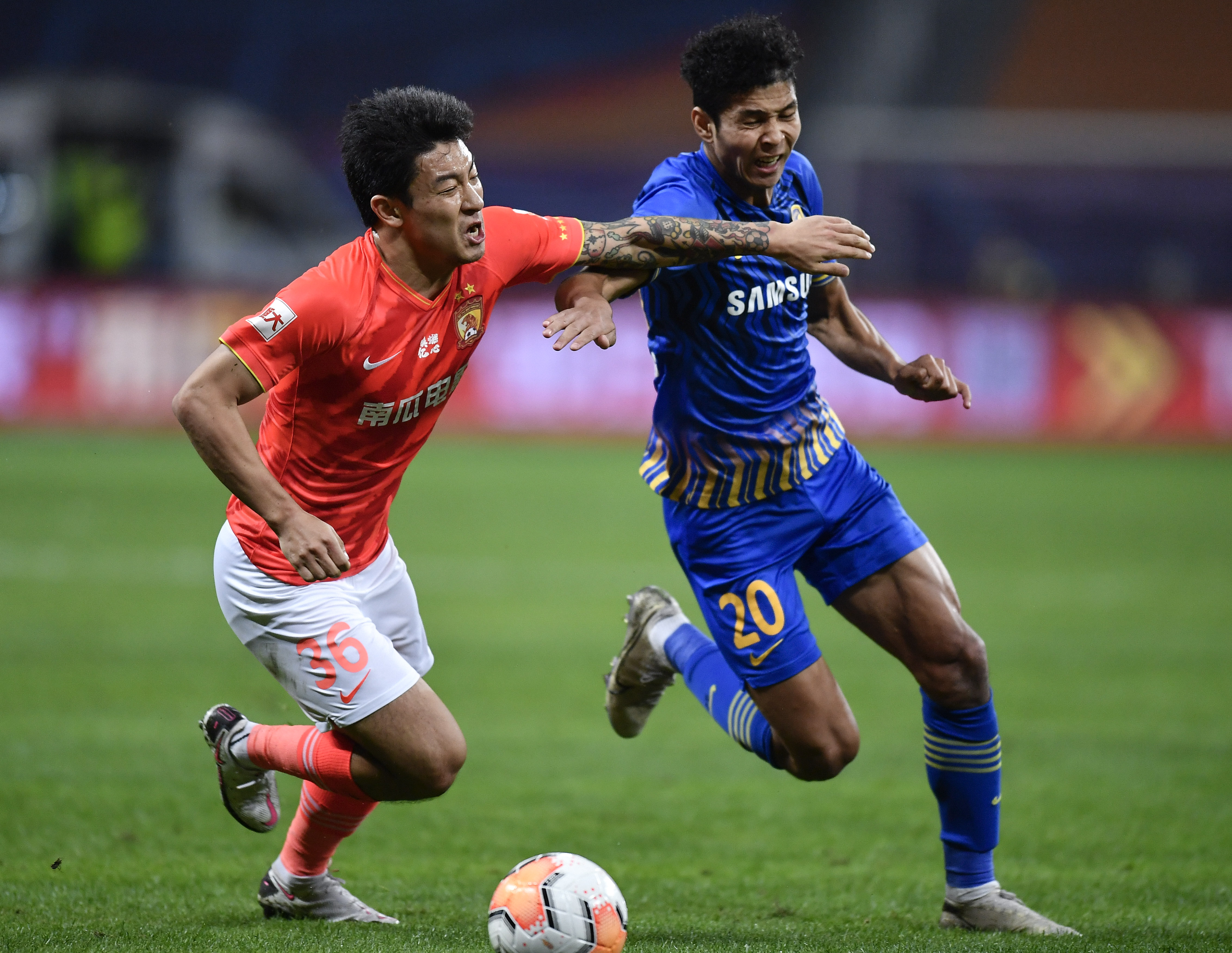 苏宁击败对手,实现连胜! 苏宁击败对手,实现连胜!