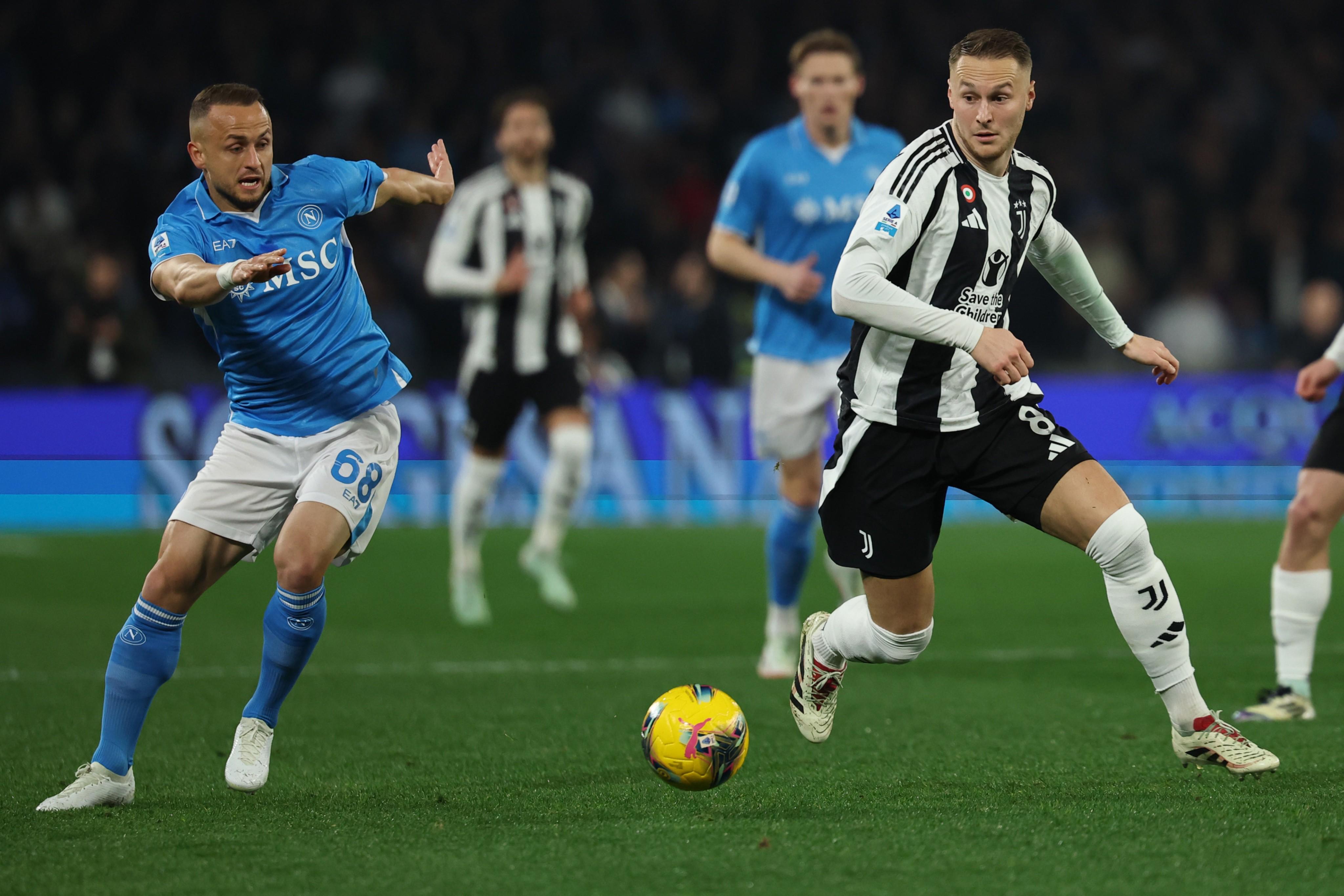 世俱杯奖金-那不勒斯主场平局,保持不败纪录的简单介绍