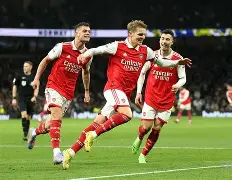 世俱杯改制-包含蒂拉瓦主场击败皇家士鄄再实现主场胜利的词条