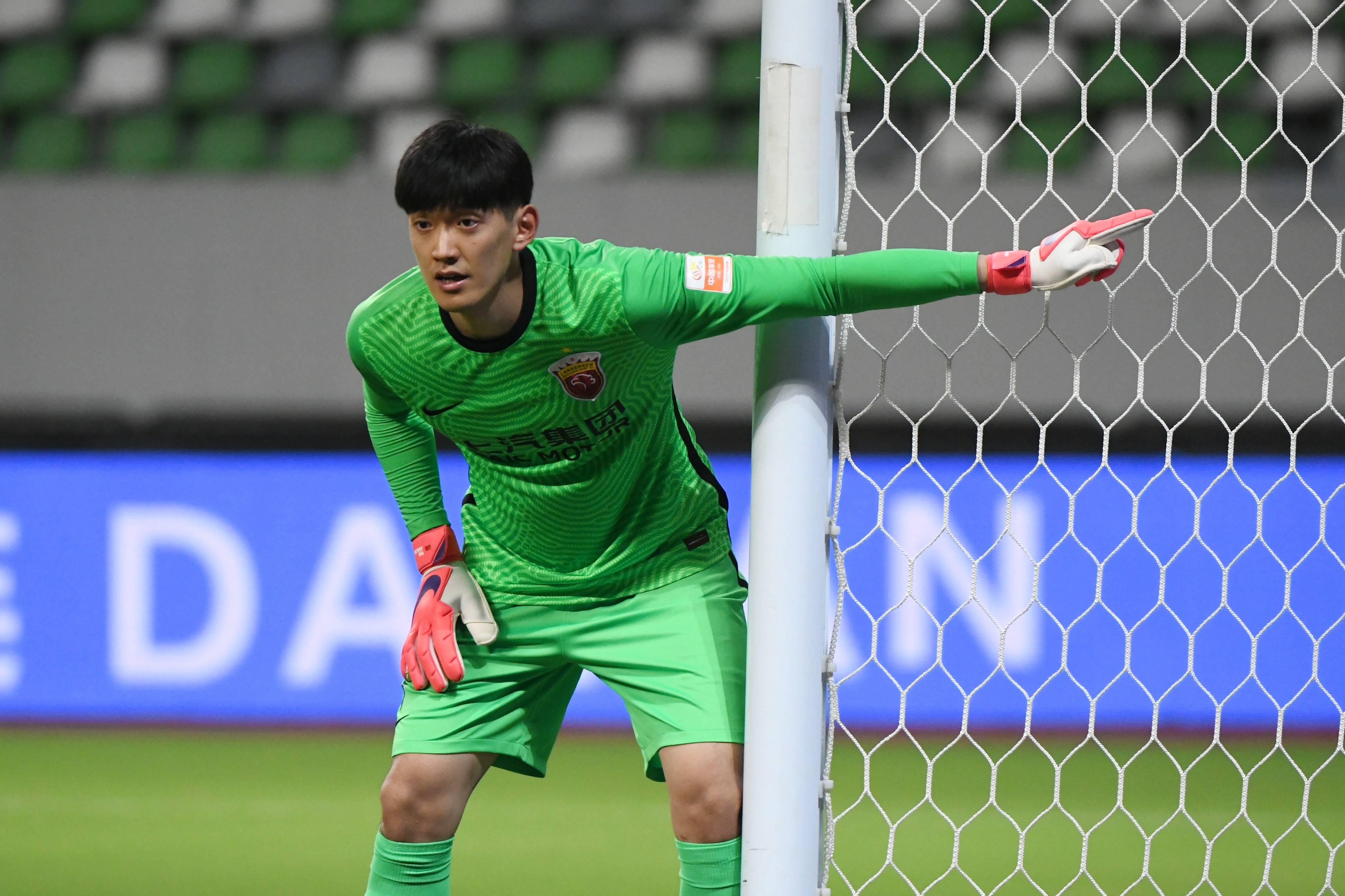 申花客场负于上港,遭遇连续失利 申花客场负于上港,遭遇连续失利