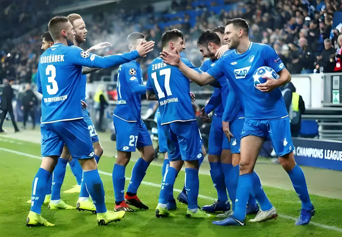 世俱杯决赛-汉堡队在德乙联赛中表现出色,豪取连胜的简单介绍