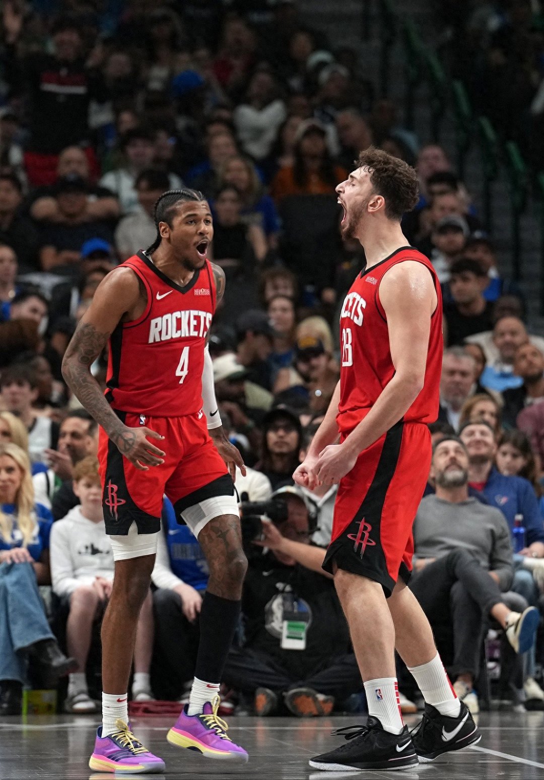 世俱杯官网-关于NBA常规赛激烈进行,火箭勇士展开巅峰对决的信息