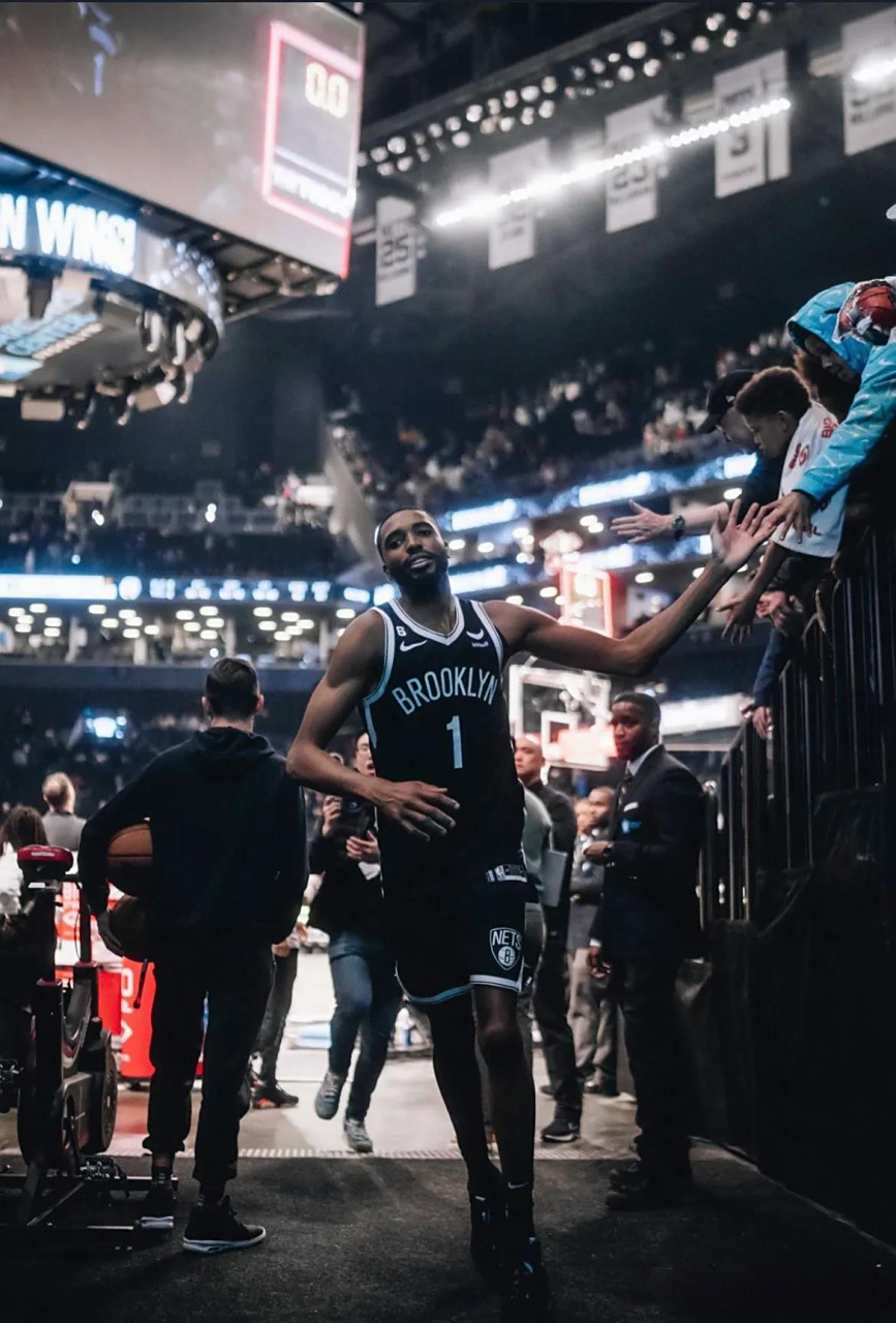 篮网球队连续三场比赛胜利,表现出色的简单介绍 篮网球队连续三场比赛胜利,表现出色的简单介绍