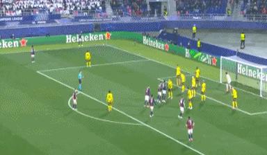 博洛尼亚客场逆转，取得突破性胜利的简单介绍