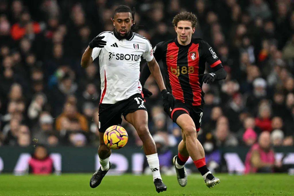 世俱杯时间-包含伯恩茅斯客场战平,阵容轮换遭遇压制,保级形势严峻的词条