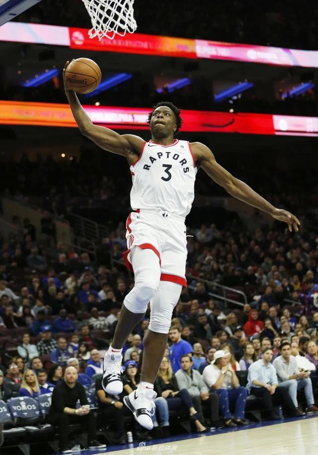 猛龙逆袭活塞取得赛季第三连胜,季度关键比赛欲夺冠 猛龙逆袭活塞取得赛季第三连胜,季度关键比赛欲夺冠