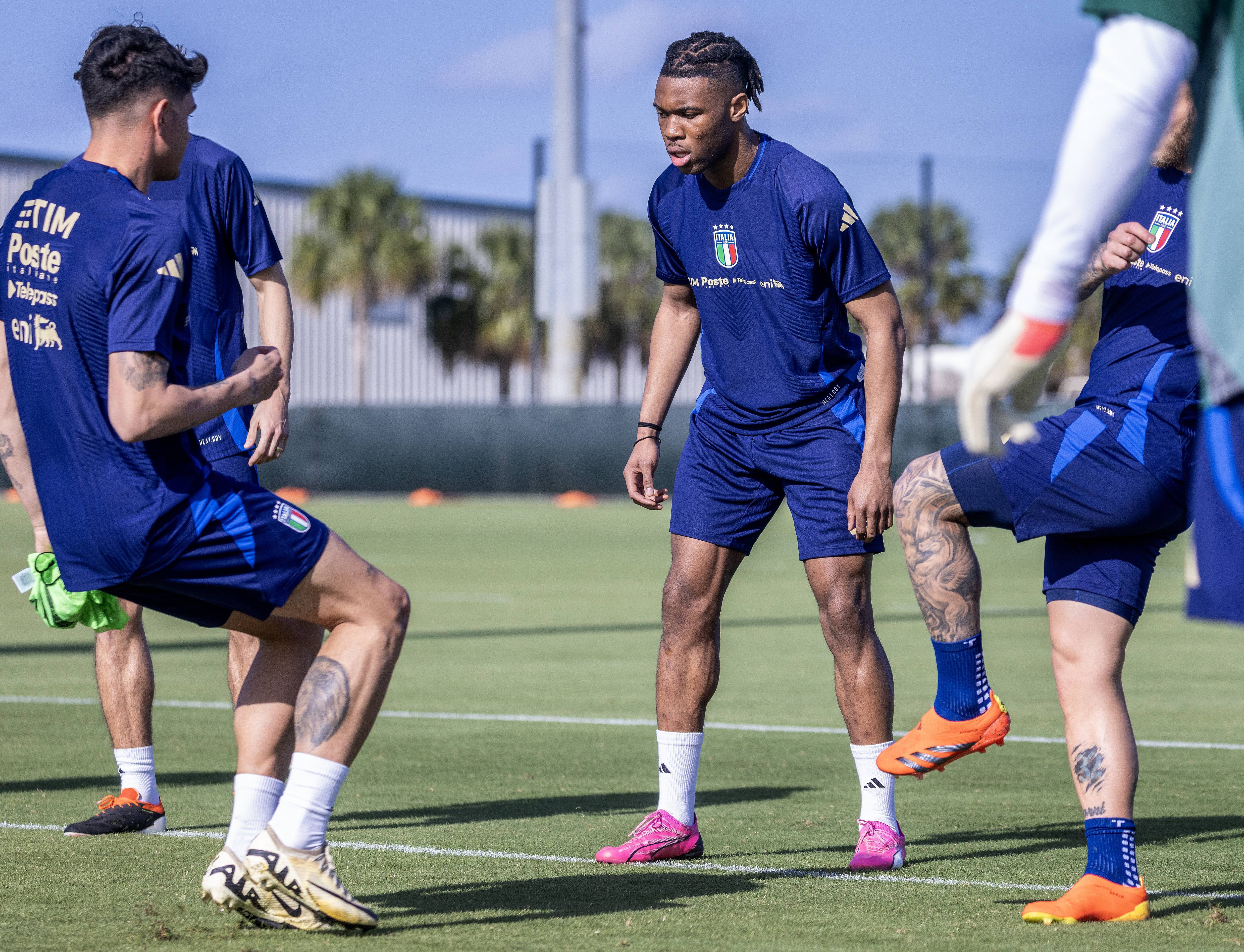 世俱杯参赛资格-意大利队在比赛中展现实力，晋级成功