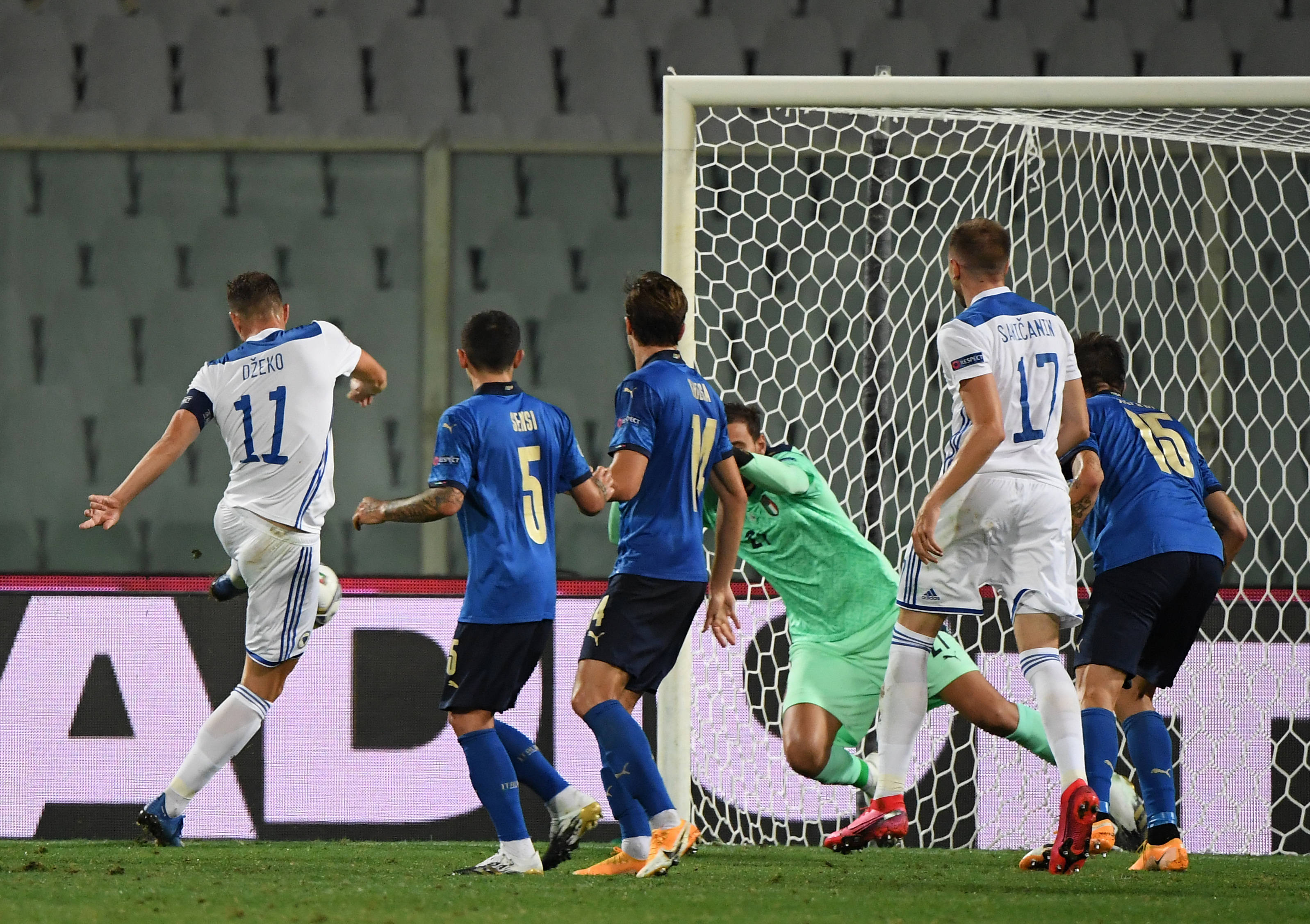 意大利队在比赛中展现实力,晋级成功 意大利队在比赛中展现实力,晋级成功