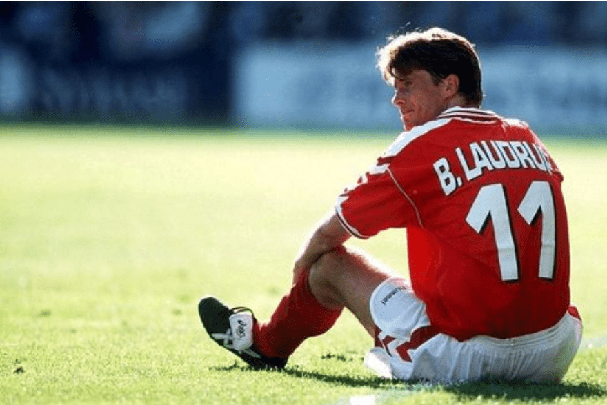 传奇重现!英格兰再登小组头名宝座的简单介绍 传奇重现!英格兰再登小组头名宝座的简单介绍