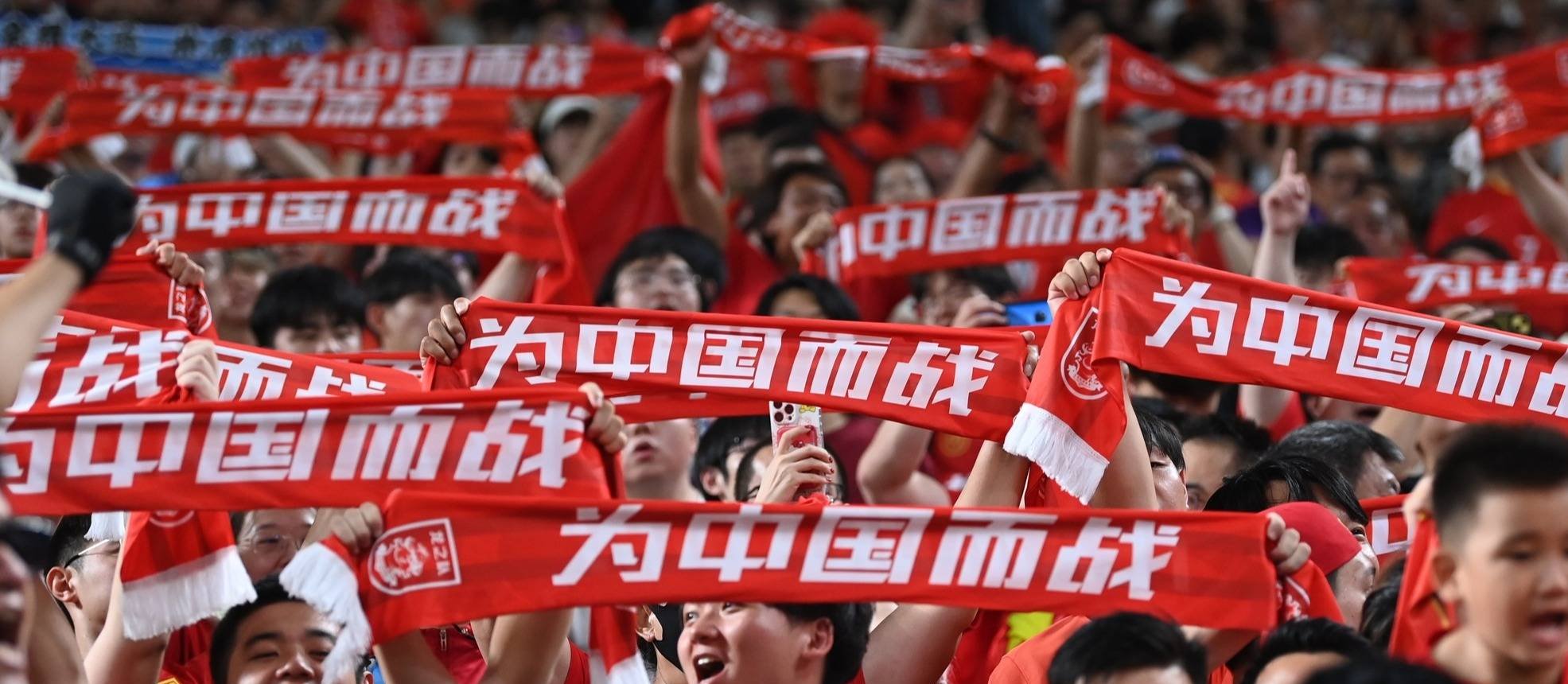 热爱足球的热情澎湃！国内联赛联袂燃爆体育圈