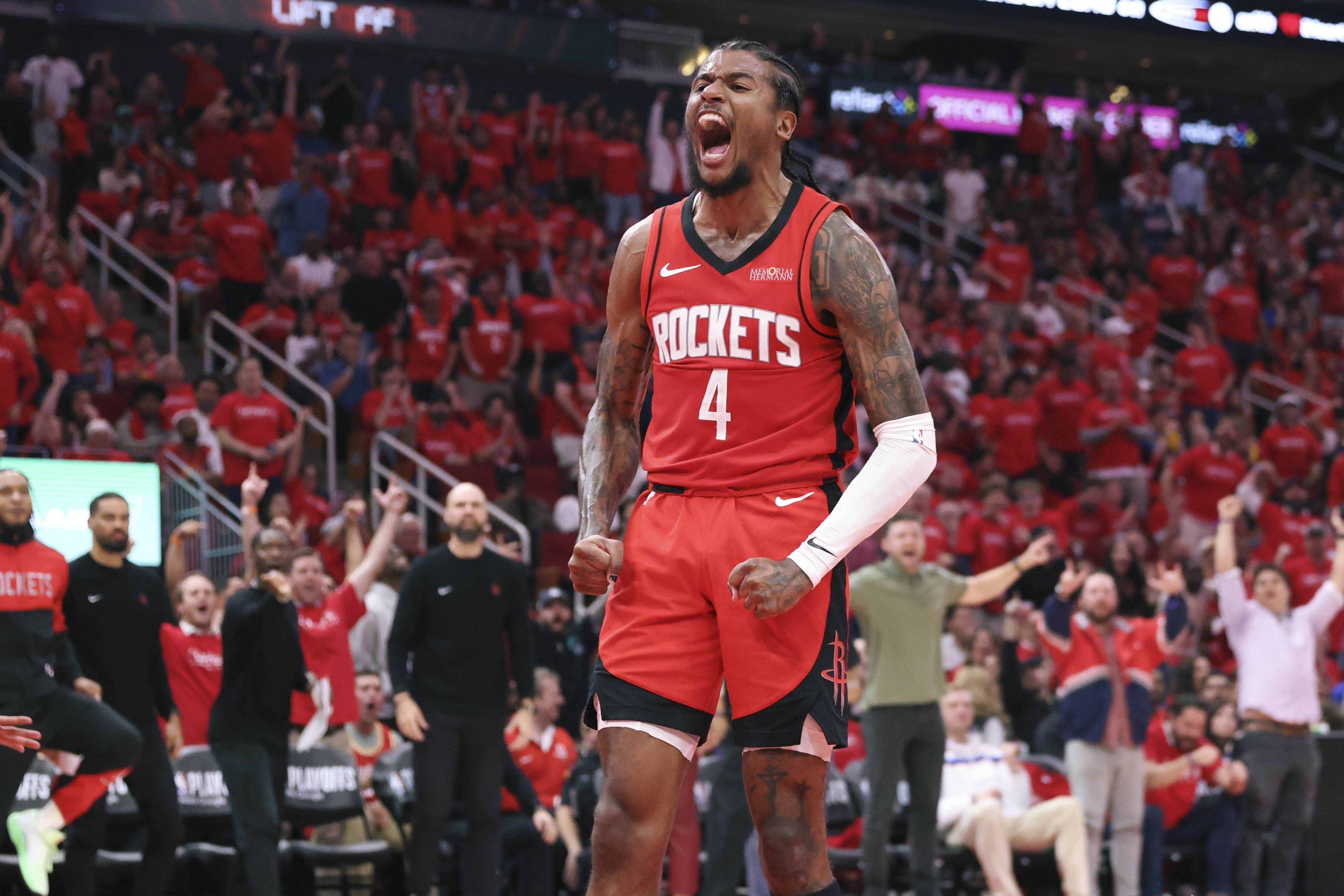 世俱杯决赛-雷霆客场逆袭火箭,凯文-亚当斯篮下表现抢眼