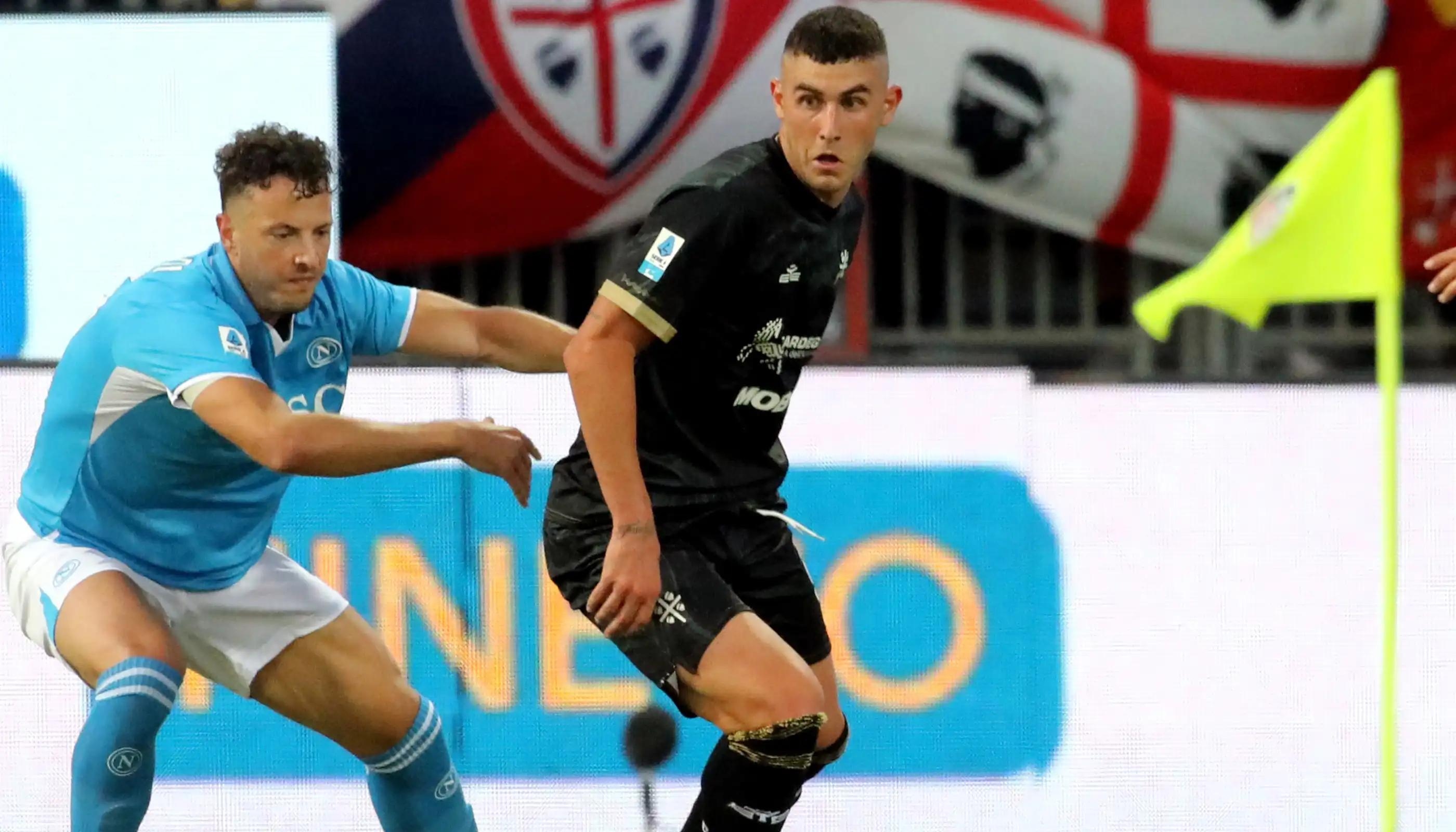 卡利亚里主场不敌那不勒斯,遭遇连败 卡利亚里主场不敌那不勒斯,遭遇连败