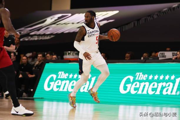 世俱杯冠军-鹈鹕队外线刷分添力，球队整体表现有所提升的简单介绍