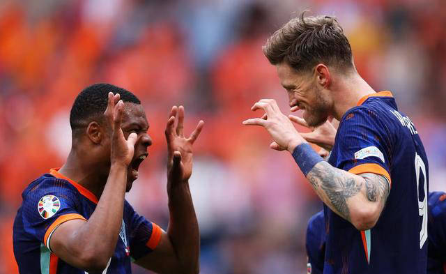 世俱杯改制-法国击败波兰，小组头名稳固不动的简单介绍