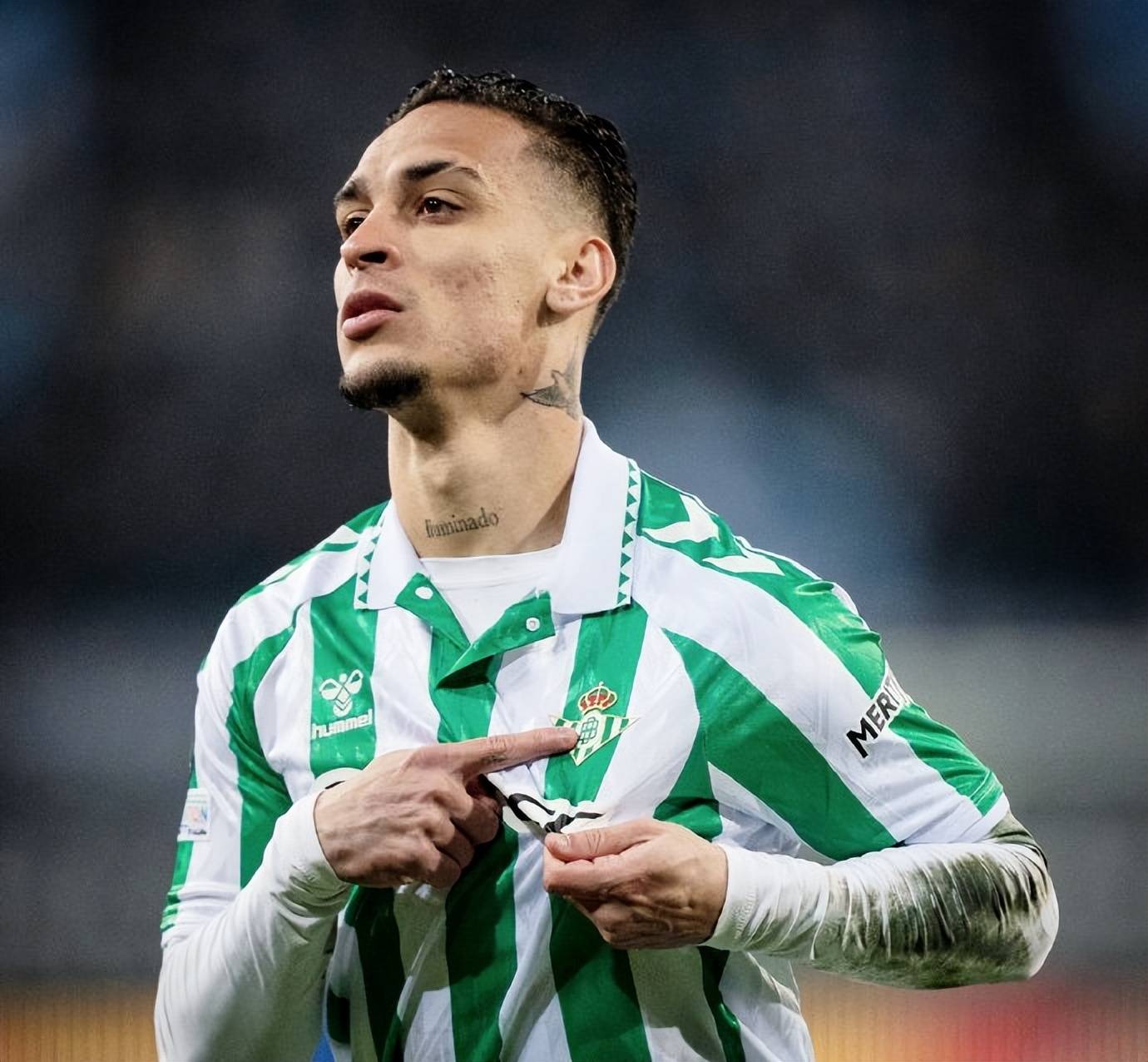 世俱杯决赛-皇家贝蒂斯在主场击败韦斯卡