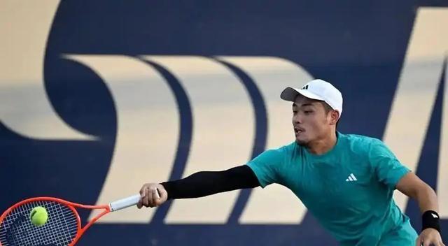 抢眼表现:我国选手奋勇拼搏的简单介绍 抢眼表现:我国选手奋勇拼搏的简单介绍