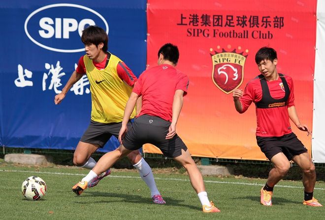 世俱杯改制-关于河南建业欢庆两连胜,实力渐渐显露出来的信息