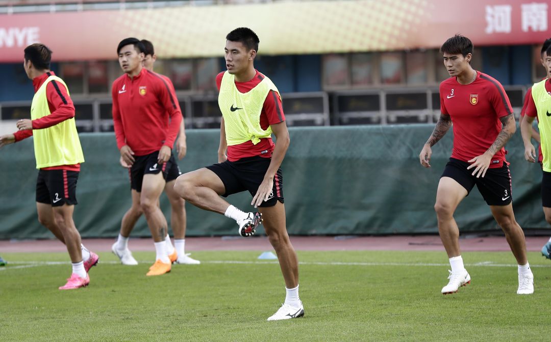 关于河南建业欢庆两连胜,实力渐渐显露出来的信息 关于河南建业欢庆两连胜,实力渐渐显露出来的信息