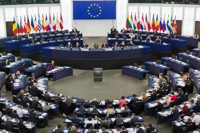 法国挑战立陶宛，双方实力差距不大