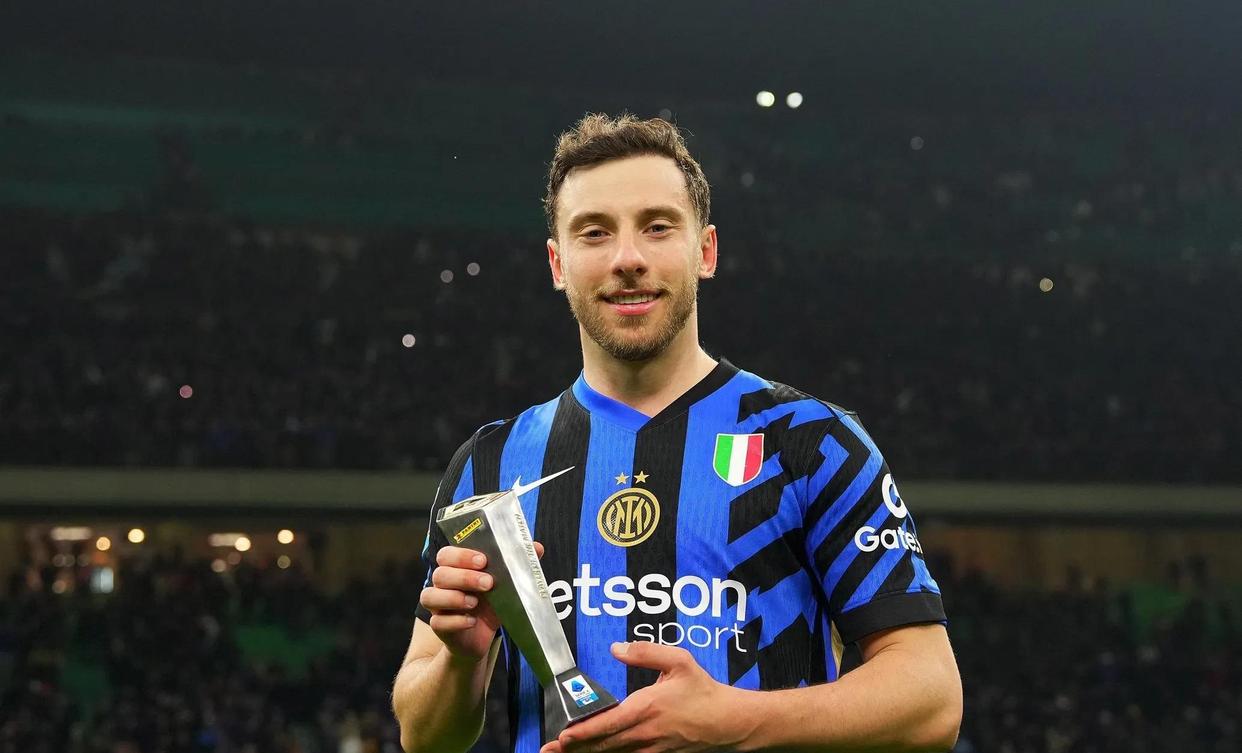 国际米兰主场大捷,继续领跑积分榜 国际米兰主场大捷,继续领跑积分榜