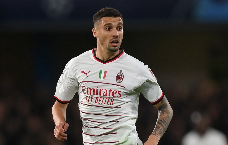 AC米兰明星球员受伤,或将缺席未来几场比赛 AC米兰明星球员受伤,或将缺席未来几场比赛