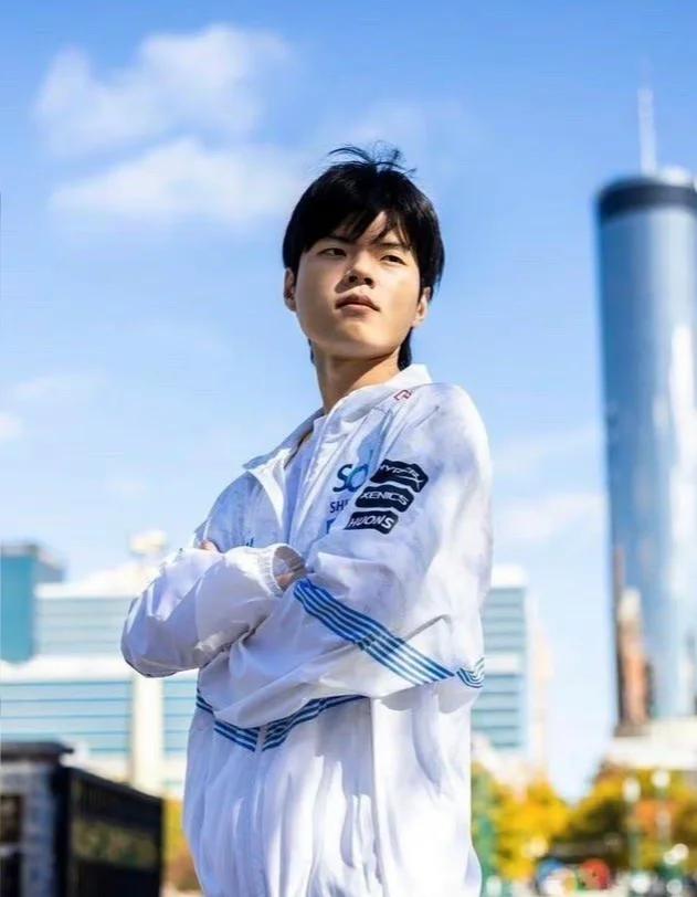 世俱杯决赛-KT绝杀T1,Hanssama单局斩获MVP峡谷大战小组赛,成为赛场最大亮点的简单介绍