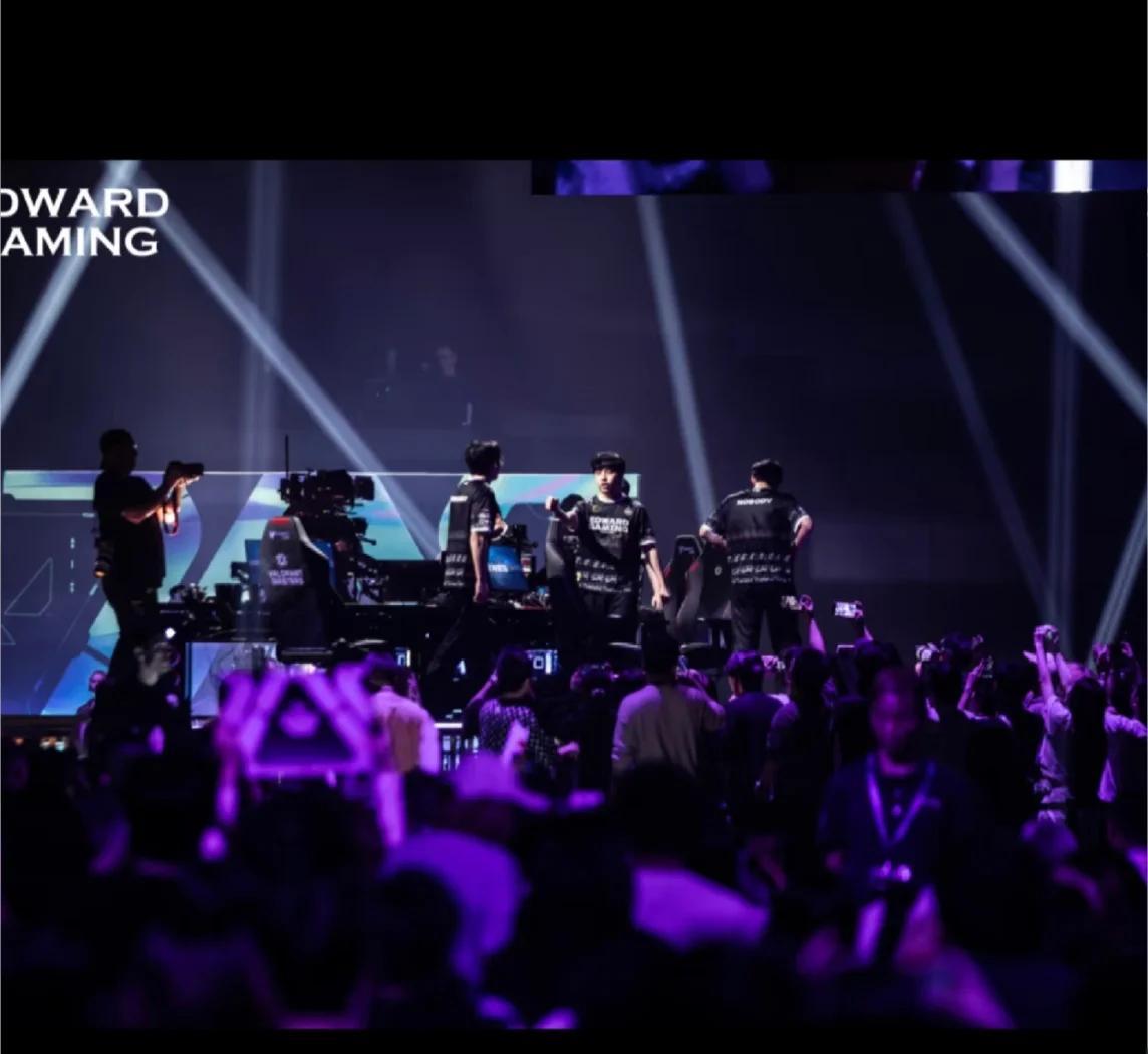 EDG力克HKA,Knight团战一打五焦点之战全球总决赛,技惊四座 EDG力克HKA,Knight团战一打五焦点之战全球总决赛,技惊四座