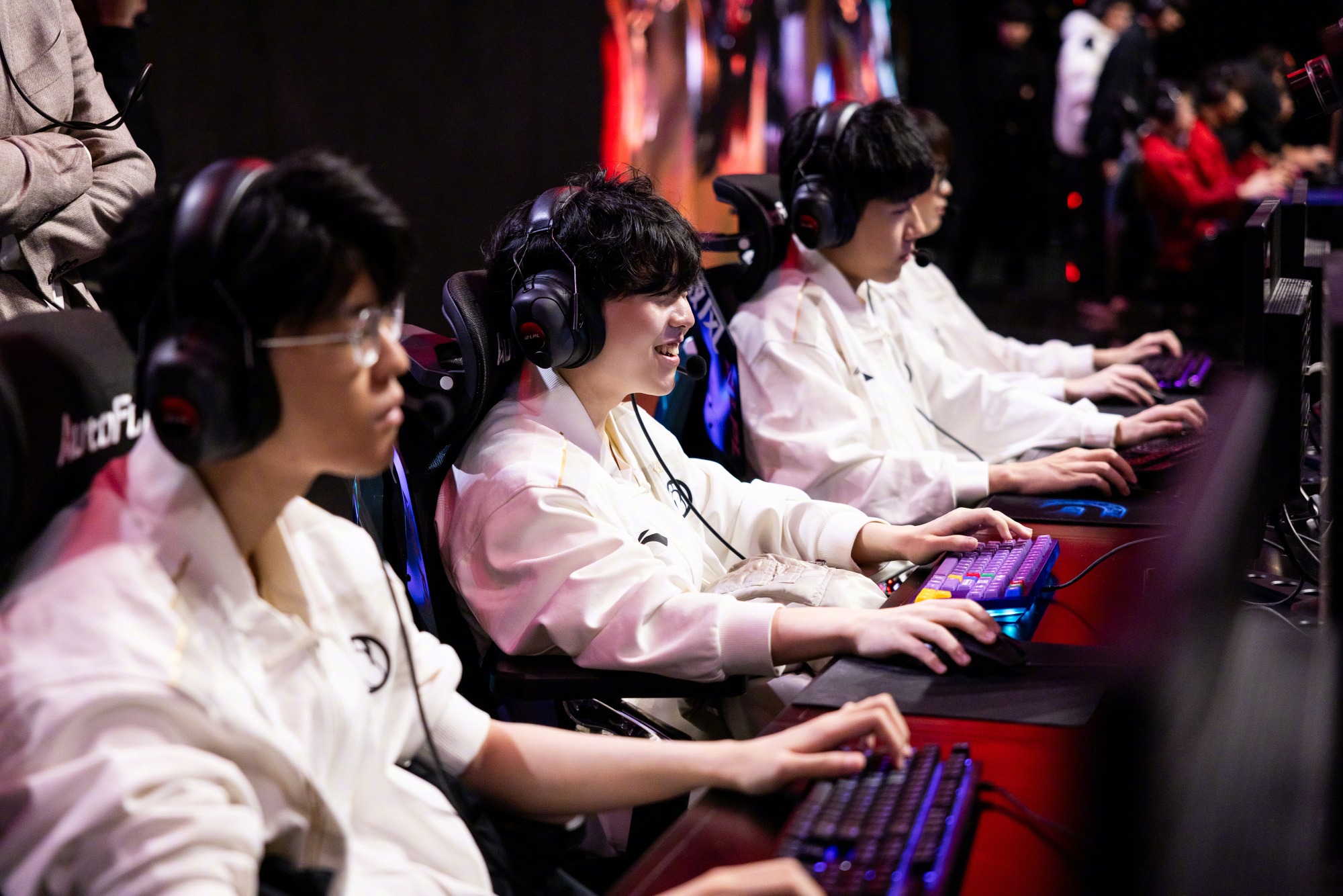 世俱杯官网-WBG碾压NS,Inspired线上压制力十足峡谷大战小组赛,锁定晋级资格