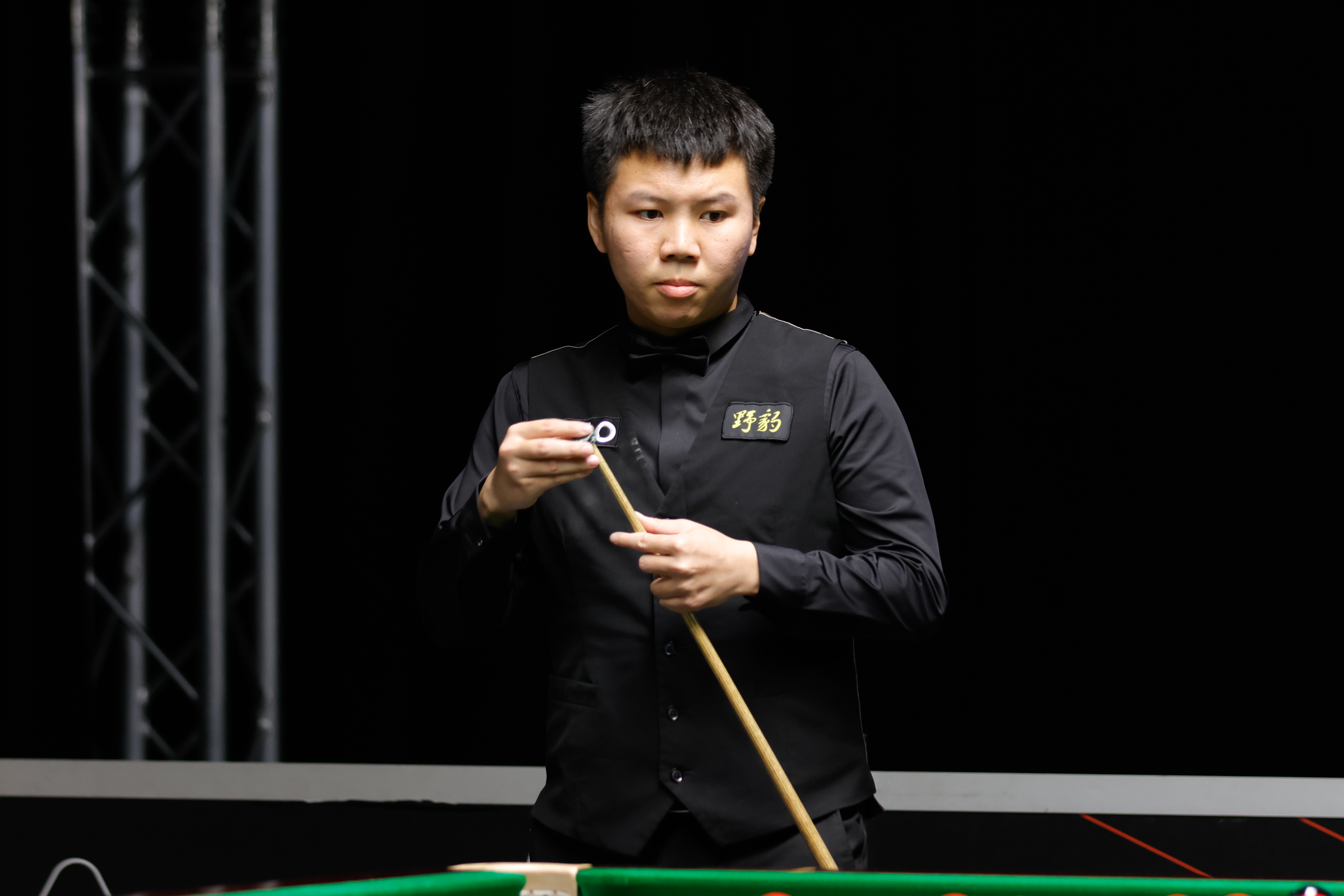 世俱杯-包含V5鏖战BLG,Elk团战一打五强强对话2025世界赛,锁定晋级资格的词条