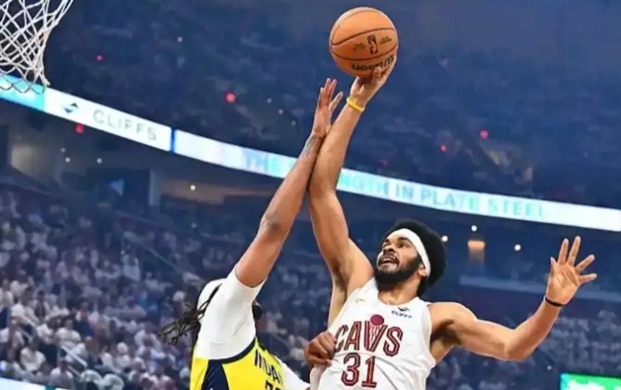 骑士队再次落败,陷入深深的困境中 骑士队再次落败,陷入深深的困境中