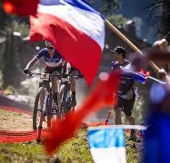 世俱杯官网-包含基达博娜斯在主场对冈多罗的比赛中大获全胜的词条