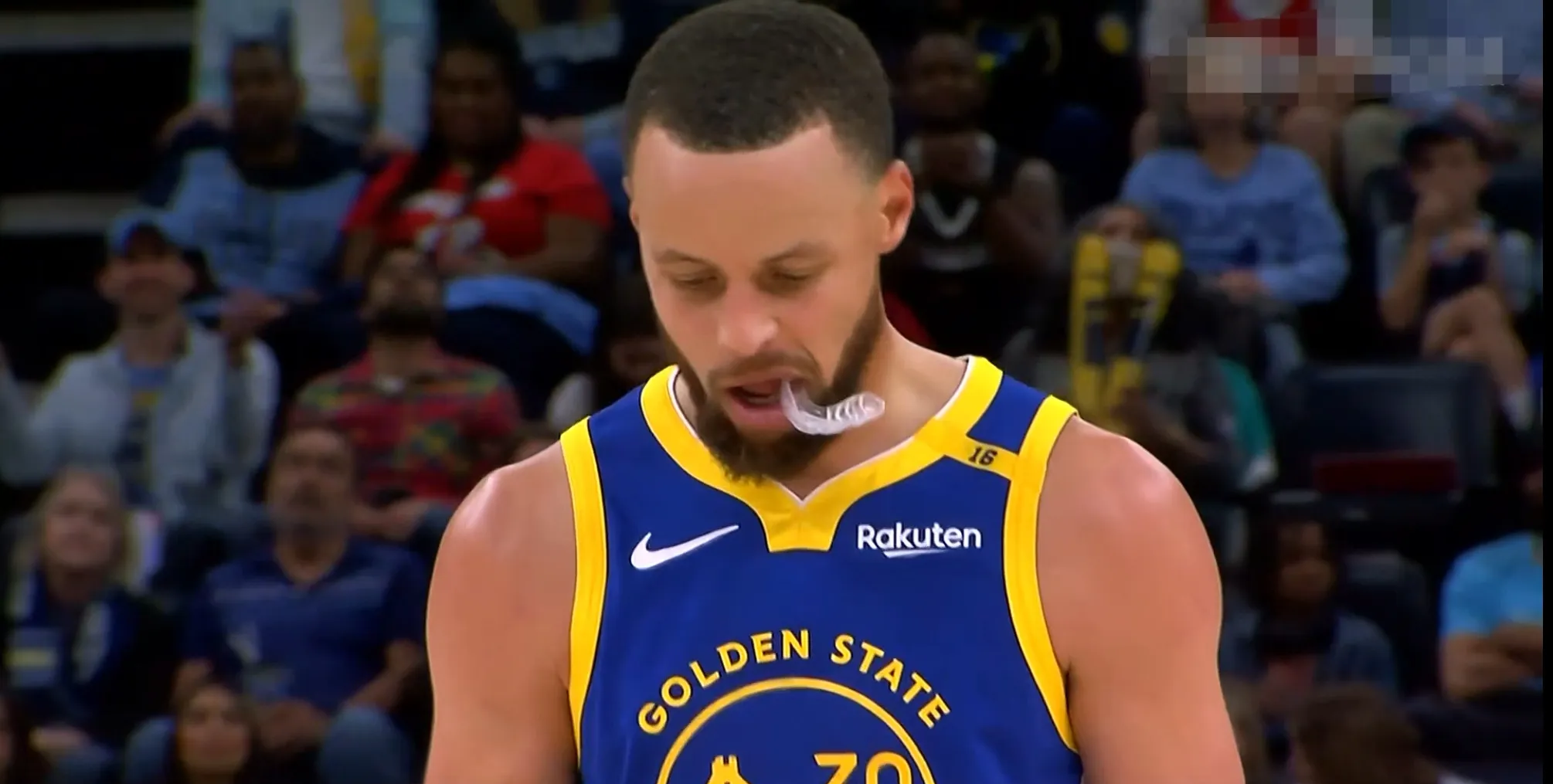 世俱杯-勇士客场击败灰熊,库里继续火爆表现