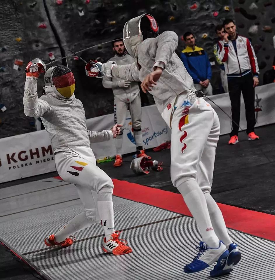 华沙竞技队突然爆发,打破强队凌骨的简单介绍 华沙竞技队突然爆发,打破强队凌骨的简单介绍