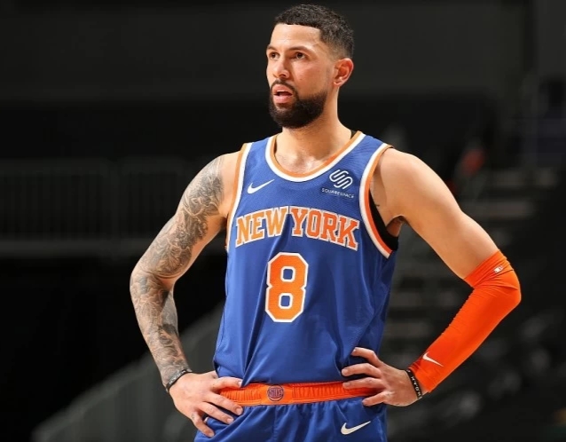 世俱杯参赛资格-快船队宣布洛瑞加盟,提升外线阵容备战新赛季