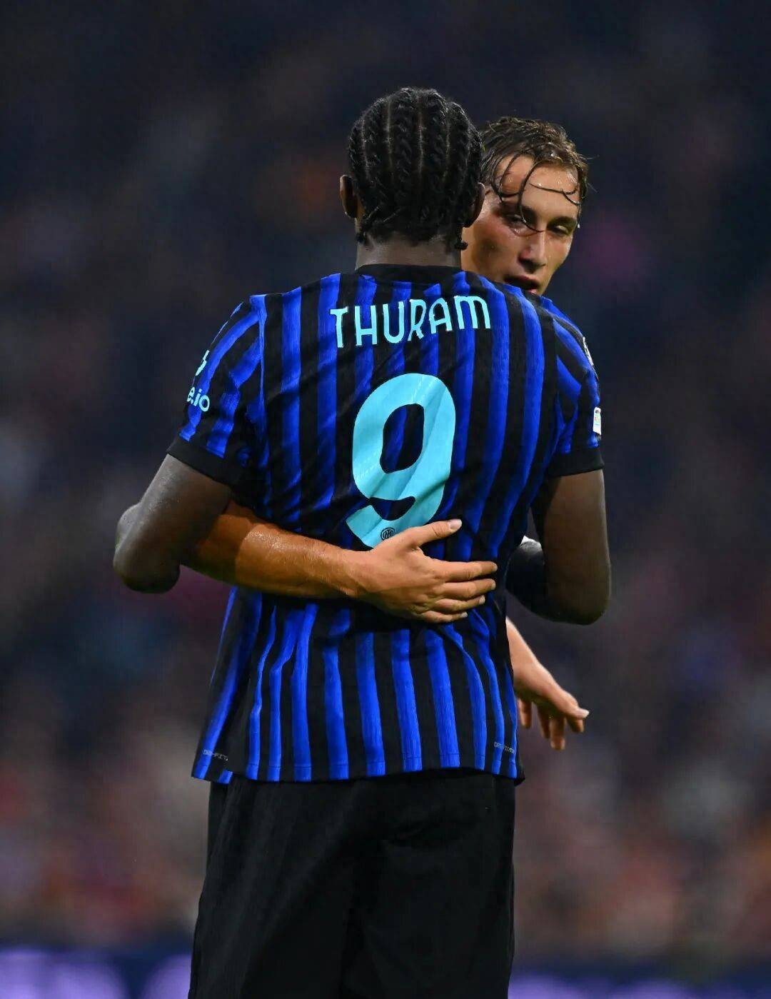 世俱杯直播-阿贾克斯勇夺重要胜利,球队士气高涨