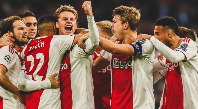 阿贾克斯勇夺重要胜利,球队士气高涨 阿贾克斯勇夺重要胜利,球队士气高涨