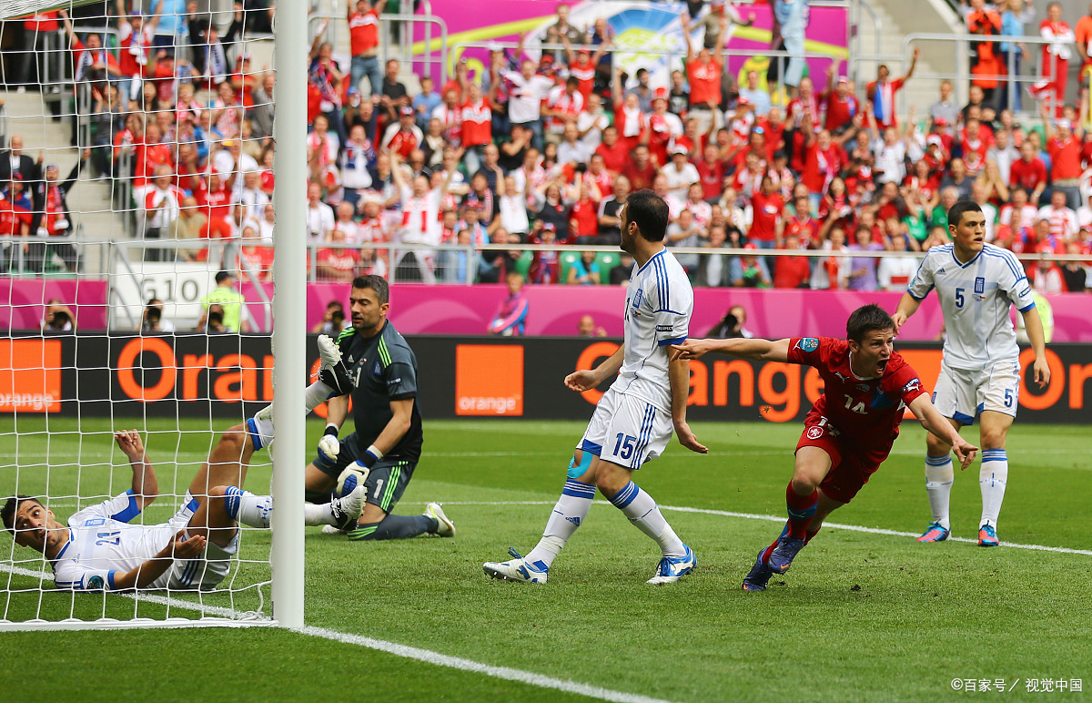 世俱杯时间-美因茨球员甜蜜进球，为球队取得宝贵分