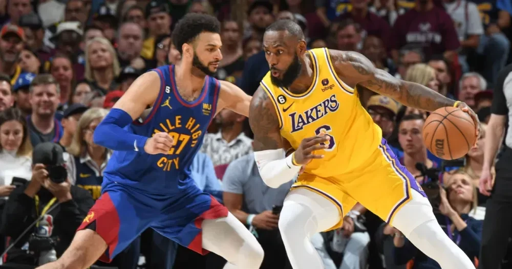 詹姆斯缺席湖人不敌黄蜂