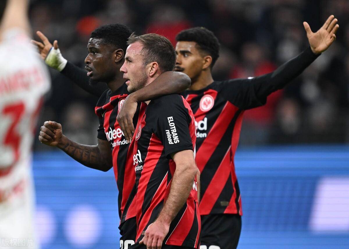 法兰克福客场告捷,连胜开启 法兰克福客场告捷,连胜开启