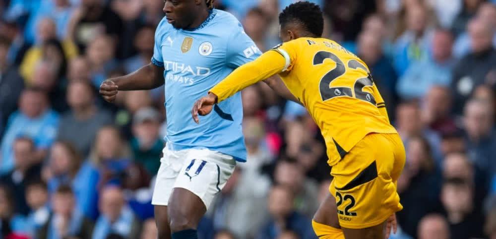 世俱杯冠军-曼城主场击败狼队，稳坐英超榜首