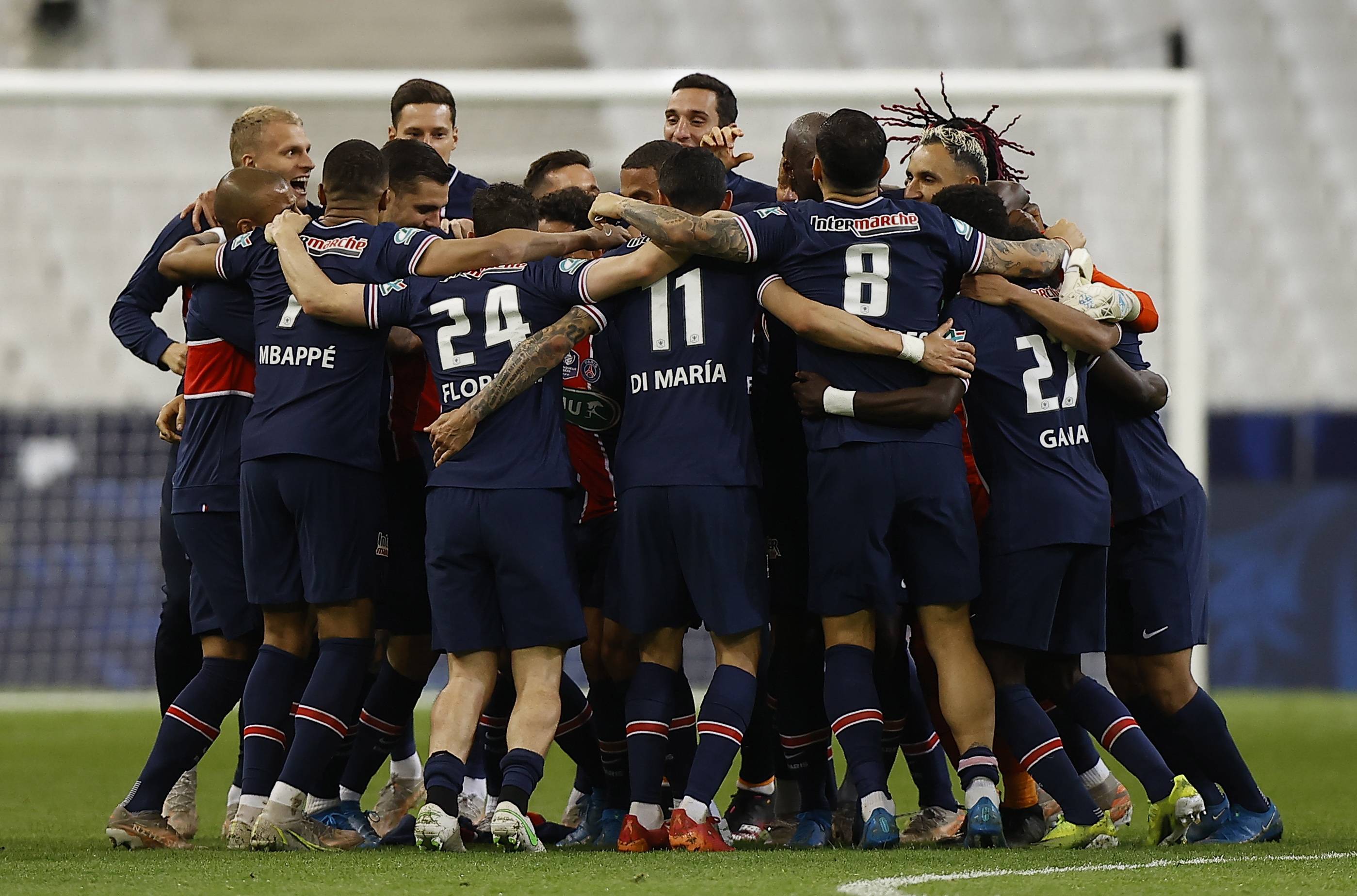 世俱杯2025-关于波兰队翻盘法国队,奥恰洛夫惊艳四座的信息