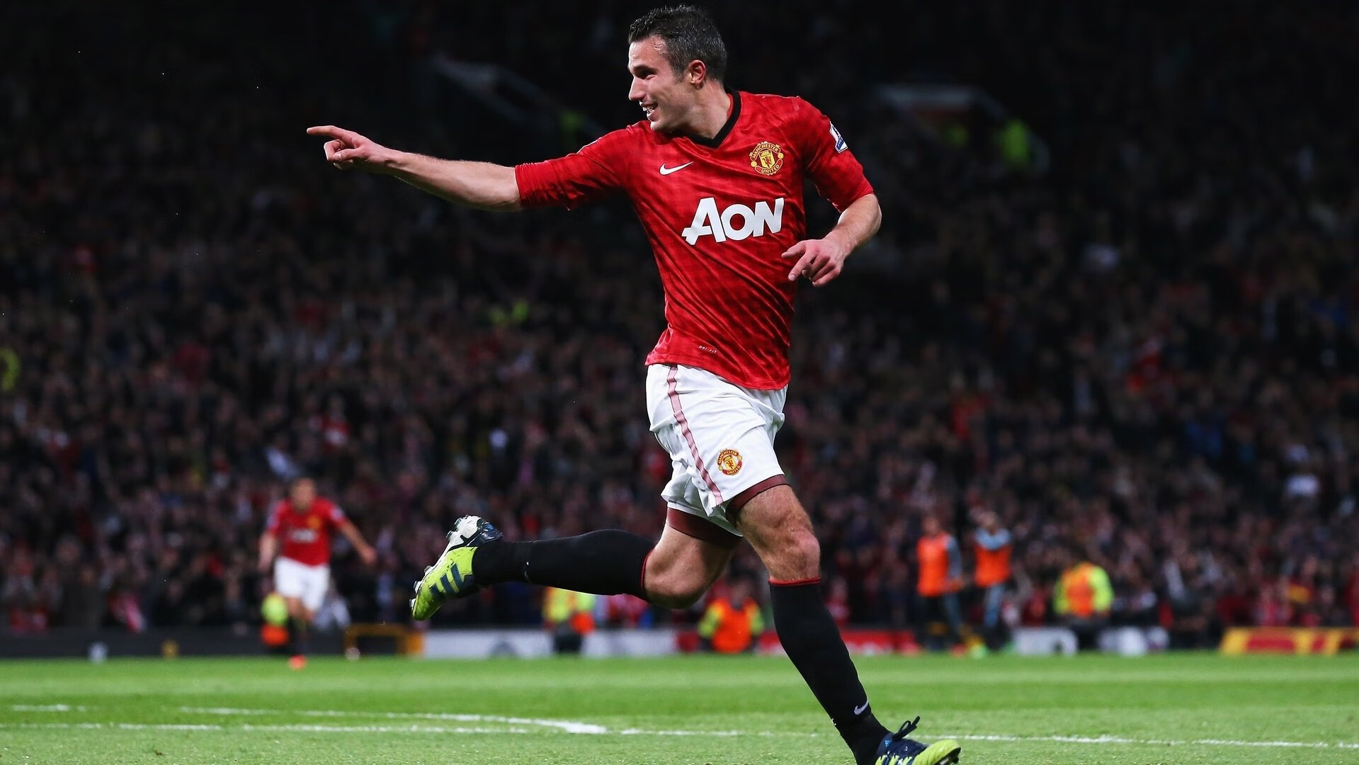 从南非到伯纳乌，足球世界的冷门法则与国家德比的终极悬念