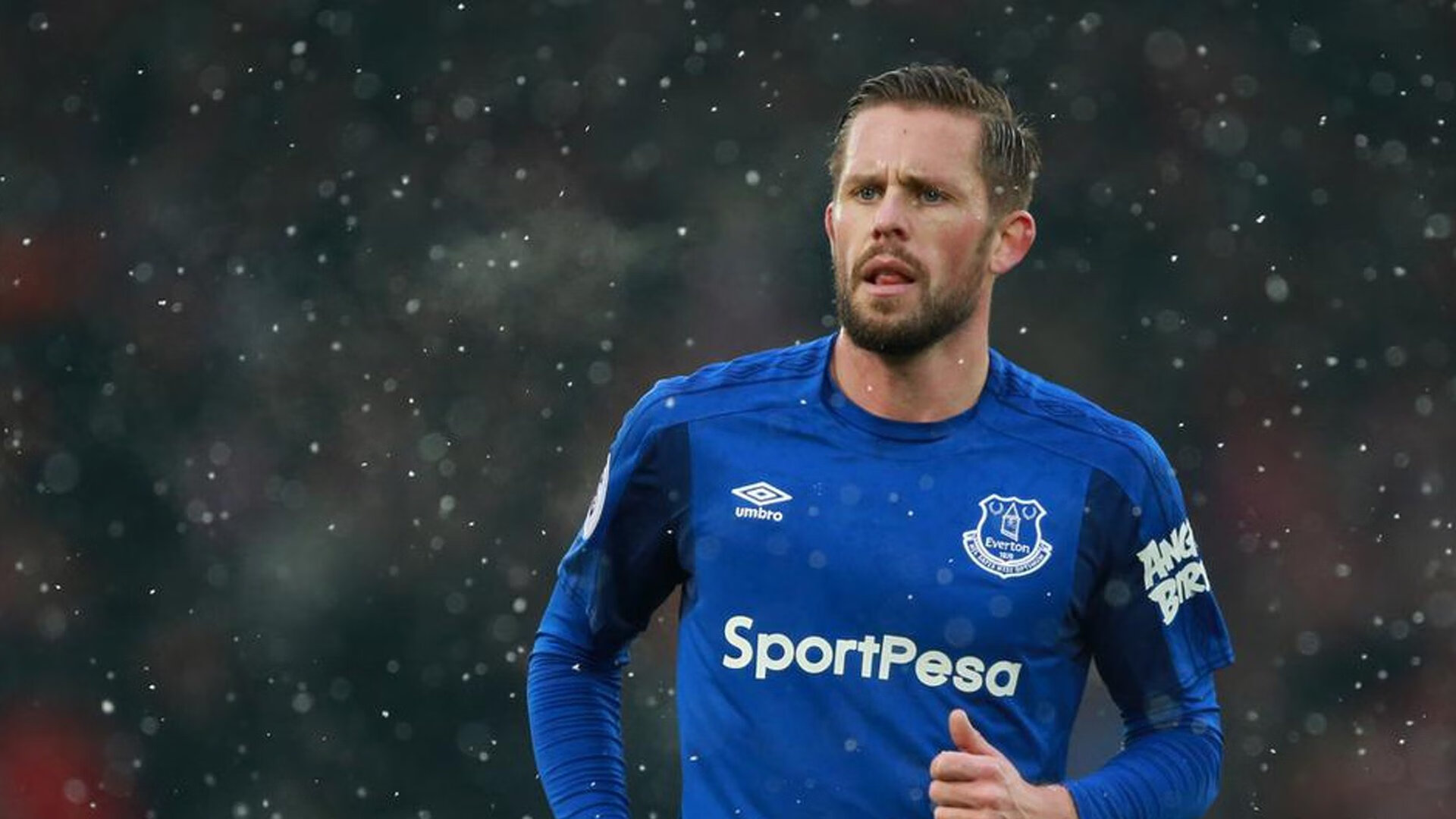 世俱杯参赛资格-年度焦点之战，19分逆转！开拓者新星踏过传奇废墟